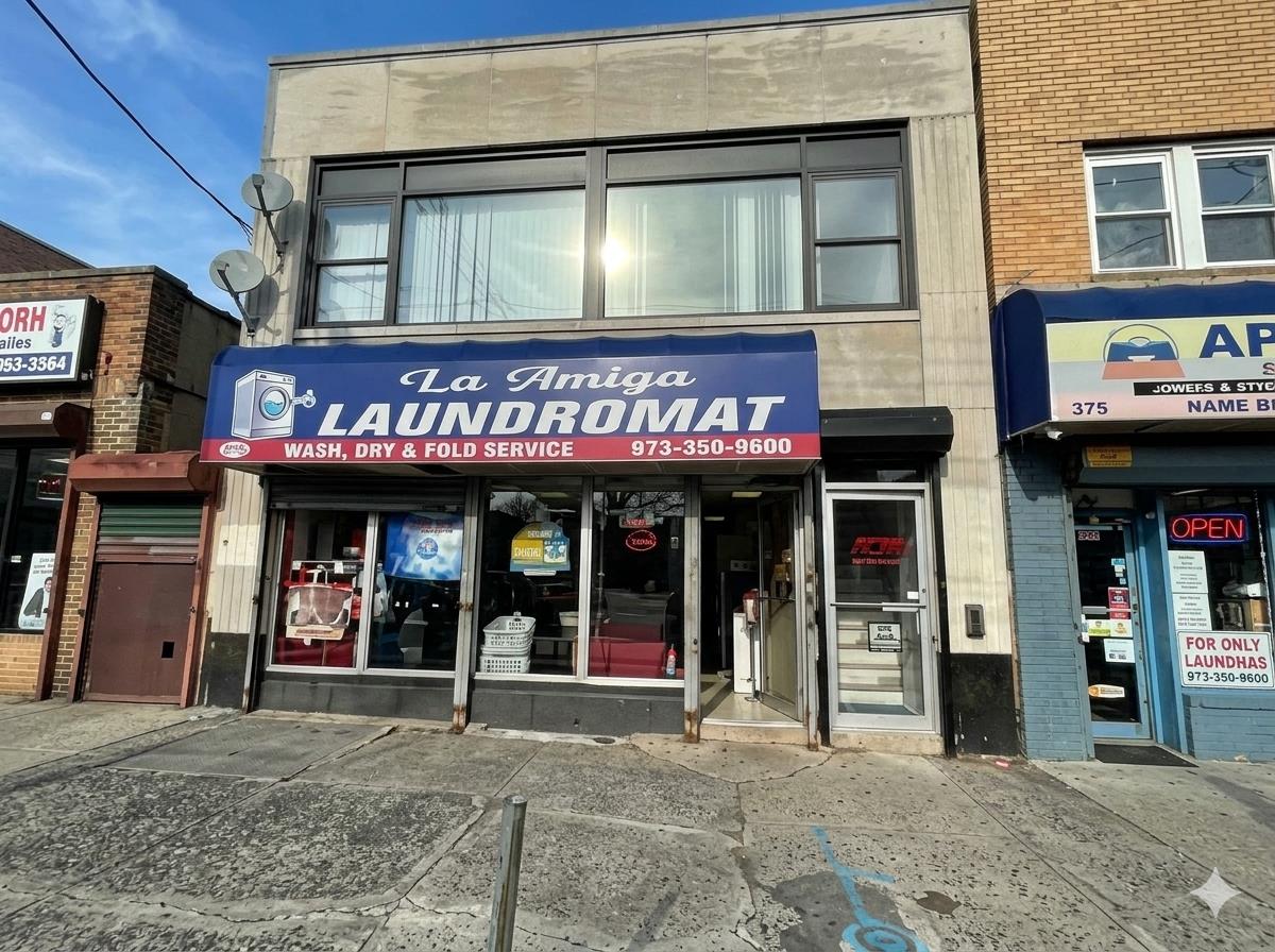 377 Bloomfield Ave